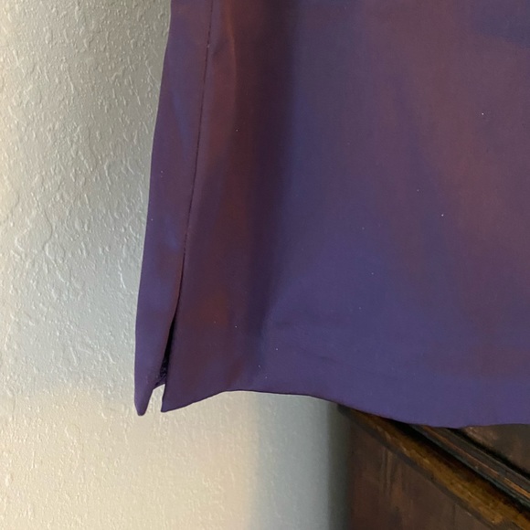 The Limited Vintage Crepe Plum Pencil Skirt. - Picture 3 of 6